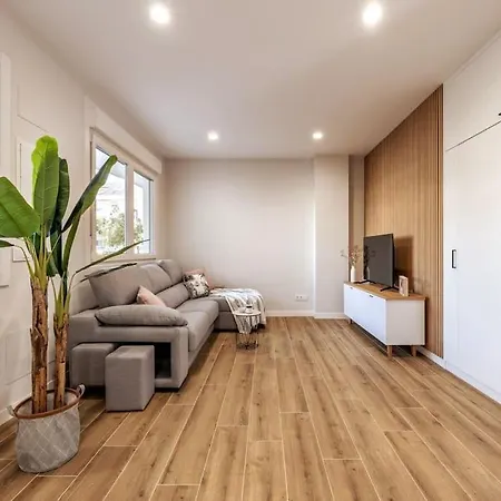 Aparthotel White Tree And