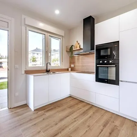 Aparthotel White Tree And 3*