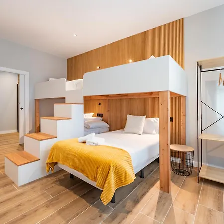 Aparthotel White Tree And 3*