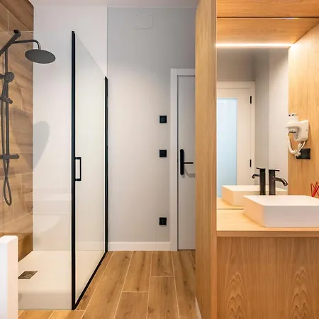 Aparthotel White Tree And O Pedrouzo